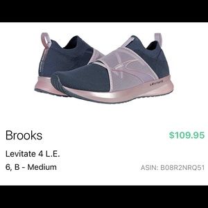 Brooks Levitate, size 6, like new condition.